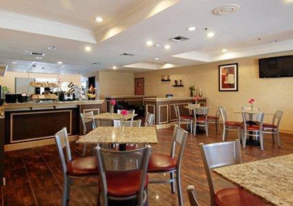 Quality Suites Irving-Las Colinas Zewnętrze zdjęcie